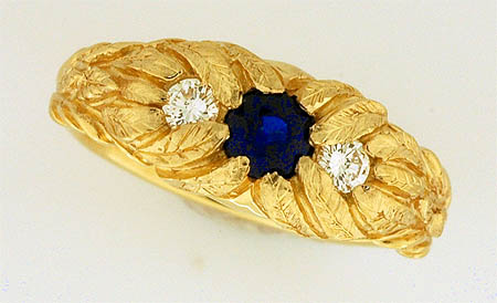 Sapphire and diamond ring set in 14k yellow gold